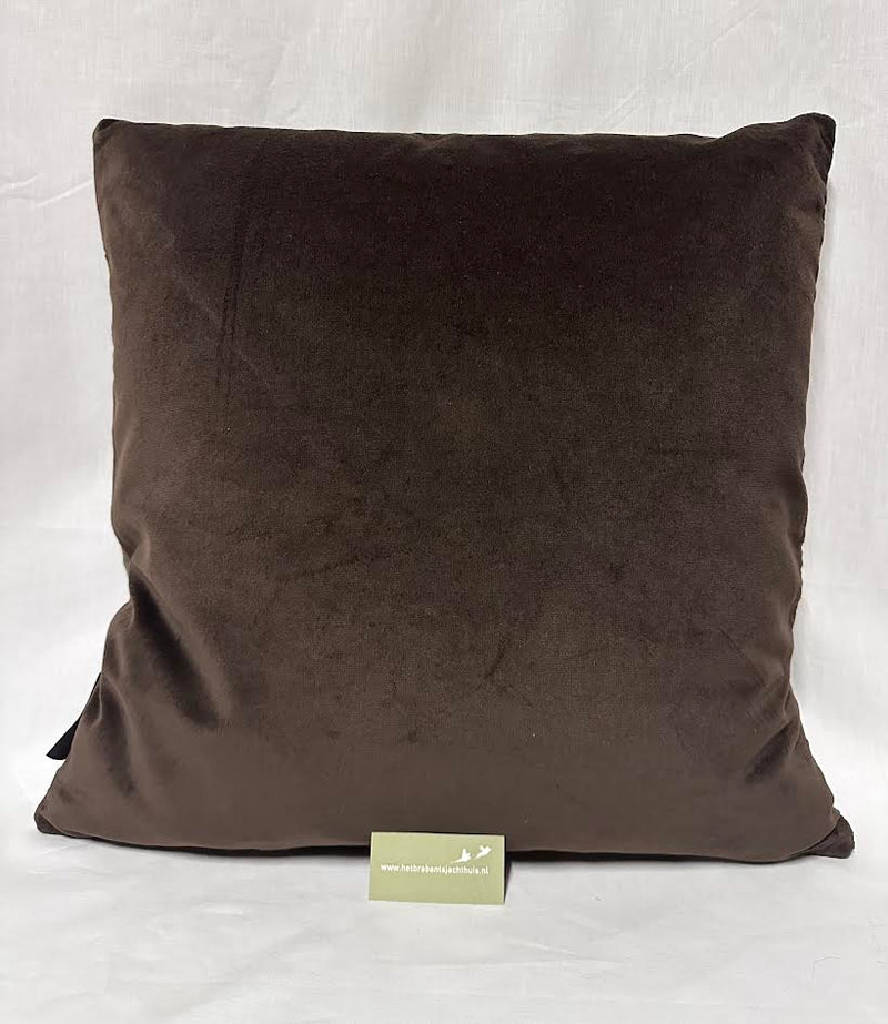 Afbeelding laden in Galerijviewer, Gobelin Kussen Dressed Deer Tweed Jacket, green