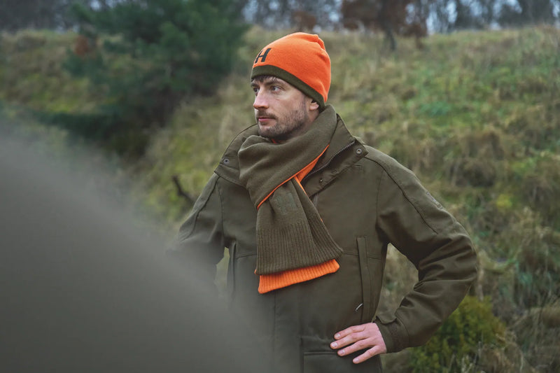 Afbeelding laden in Galerijviewer, Härkila Reversible Beanie, Willow Green / Orange