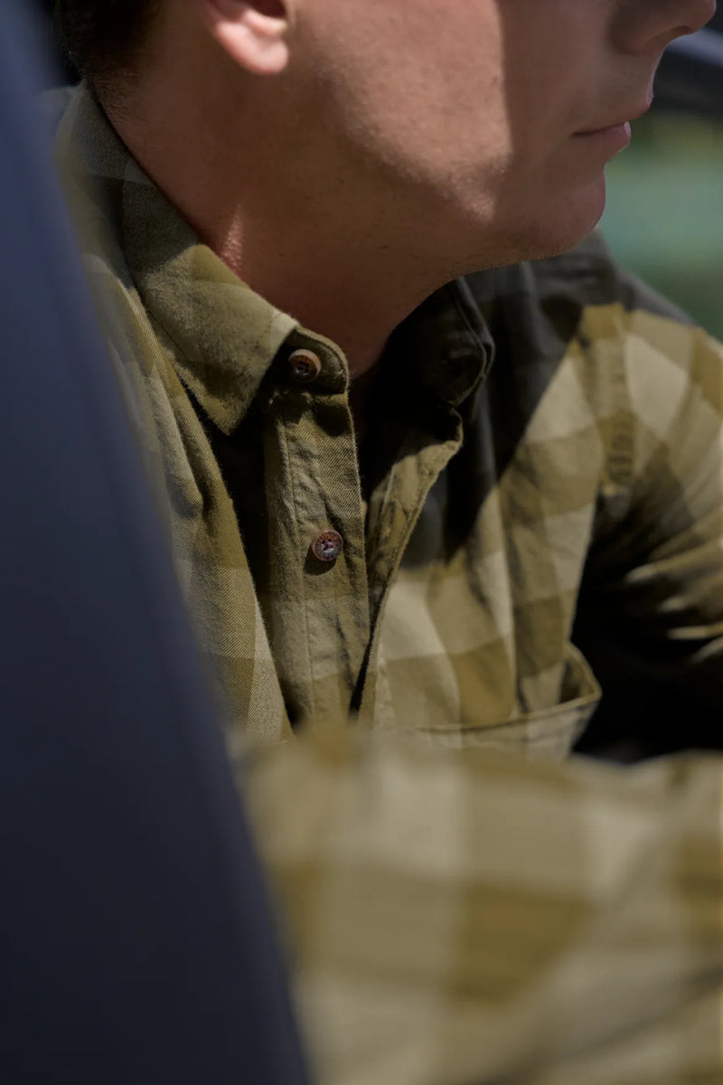 Afbeelding laden in Galerijviewer, Härkila Scandinavian L/S Shirt, dark olive check