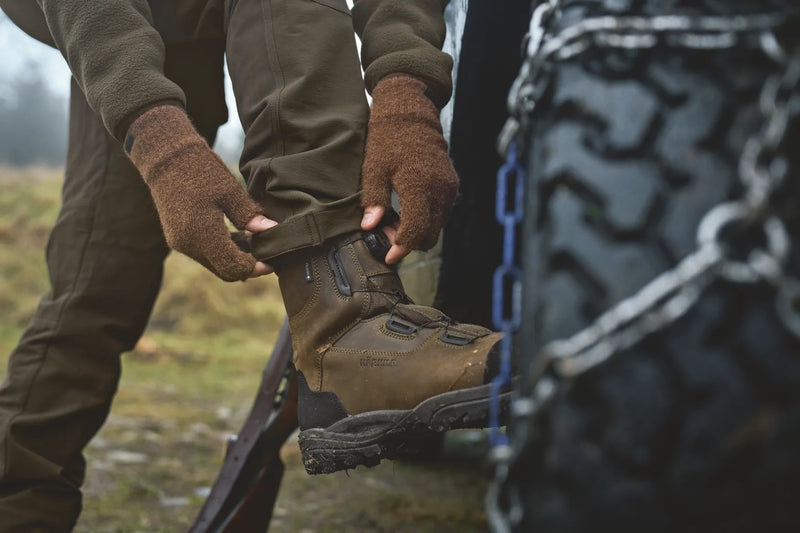 Afbeelding laden in Galerijviewer, Härkila Alpacka Half Finger Gloves, pinecone brown