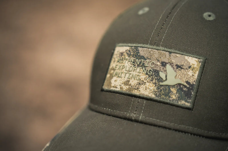 Afbeelding laden in Galerijviewer, Seeland Ganister Trucker Cap, pine green