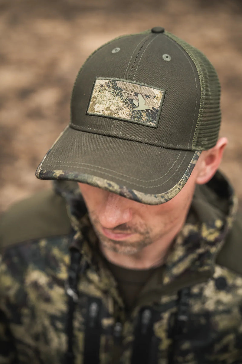 Afbeelding laden in Galerijviewer, Seeland Ganister Trucker Cap, pine green