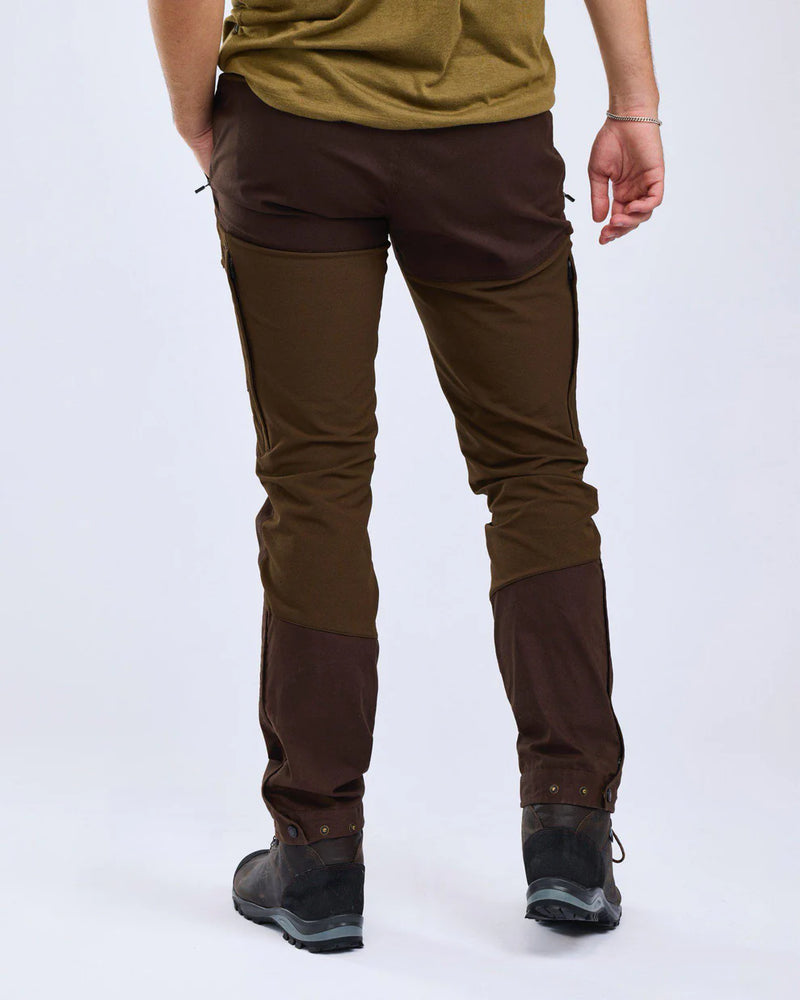 Afbeelding laden in Galerijviewer, Pinewood Finnveden Hybrid Trousers, dark brown
