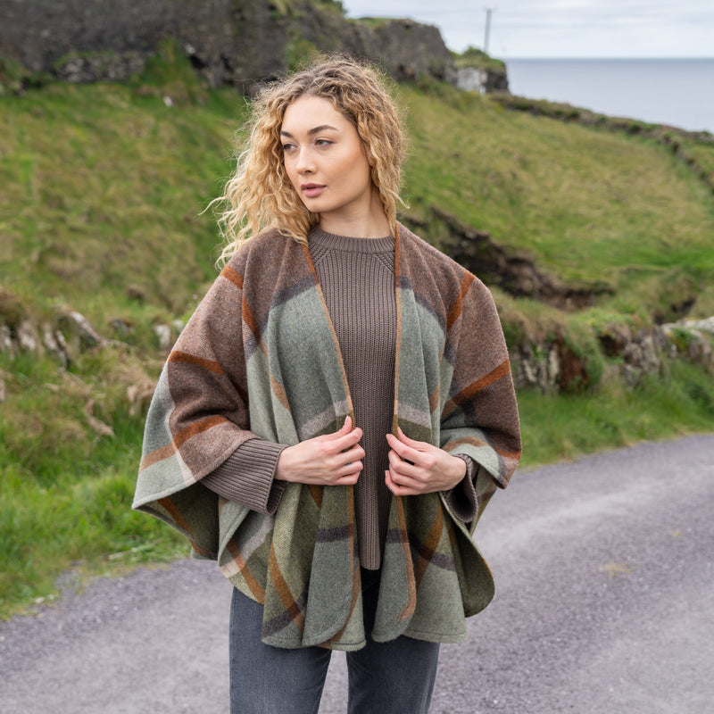 Afbeelding laden in Galerijviewer, John Hanly Sue Cape 714