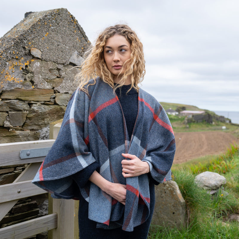 Afbeelding laden in Galerijviewer, John Hanly Sue Cape 715