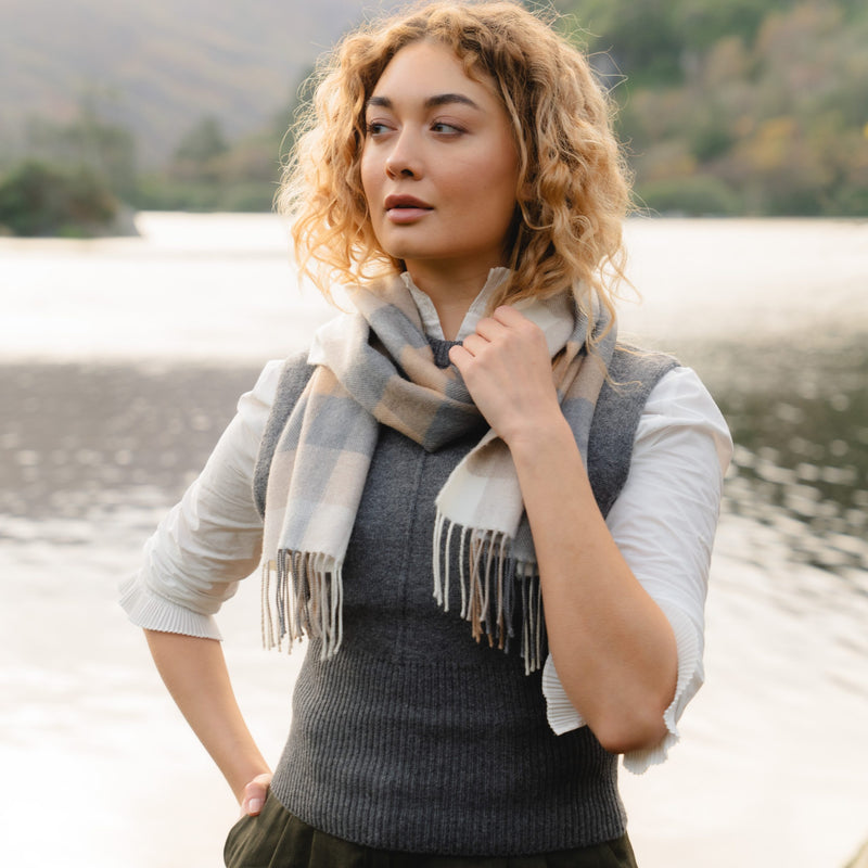Afbeelding laden in Galerijviewer, John Hanly 100% Merino Scarf, 804