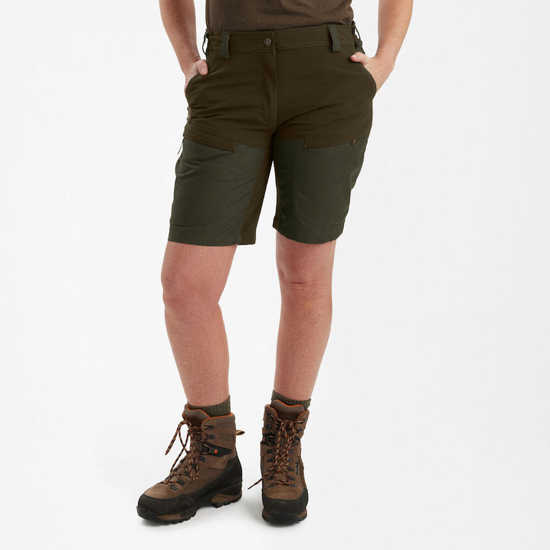 Afbeelding laden in Galerijviewer, Deerhunter Lady Ann Shorts, deep green