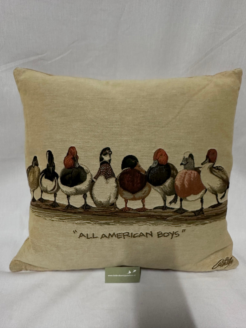 Afbeelding laden in Galerijviewer, Gobelin Kussen All American Boys, beige