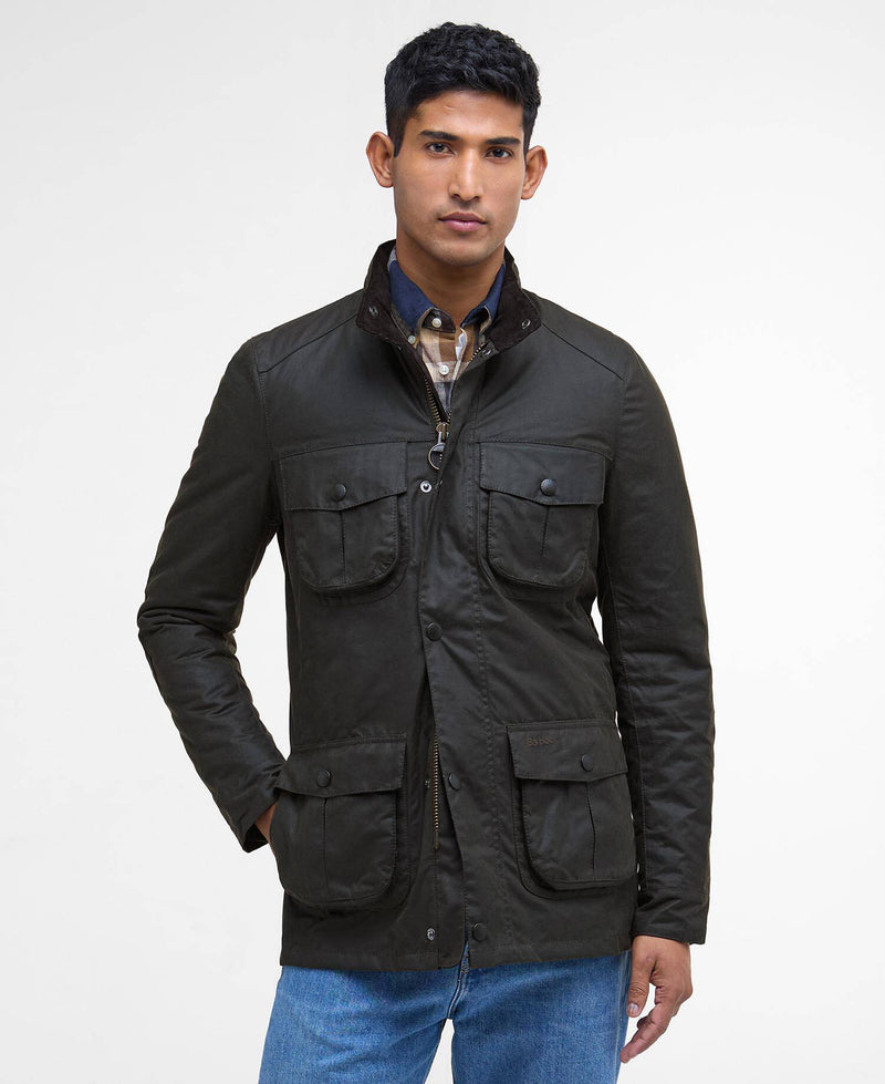 Afbeelding laden in Galerijviewer, Barbour Corbridge Wax Jacket, olive/classic