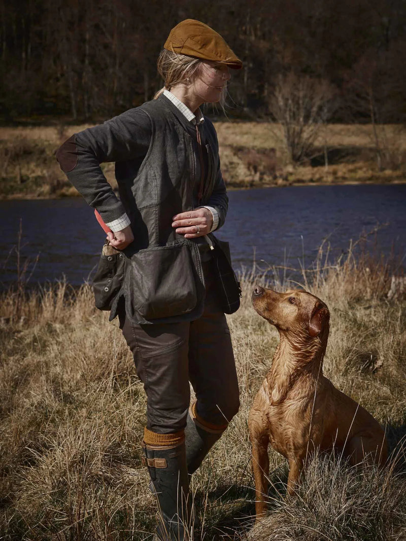 Afbeelding laden in Galerijviewer, Chevalier Vintage Dogsport Vest Women, leather brown