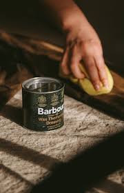 Afbeelding laden in Galerijviewer, Barbour Wax Thornproof Dressing