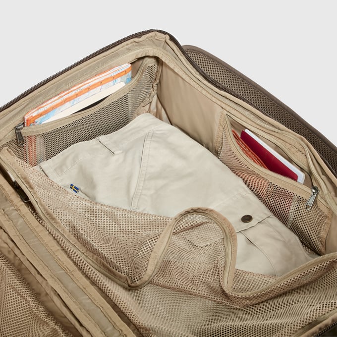 Afbeelding laden in Galerijviewer, Fjällräven Splitpack Rugzak Large, 55 liter, dark olive