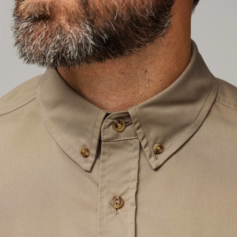 Afbeelding laden in Galerijviewer, Fjällräven Övik Air Stretch SS Shirt M, suede brown