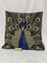 Gobelin Kussen Peacock Forward Facing