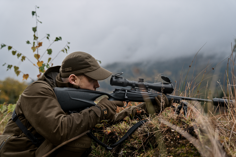 Load image into Gallery viewer, Härkila Forest Hunter GTX Jacket, hunting green/shadow brown
