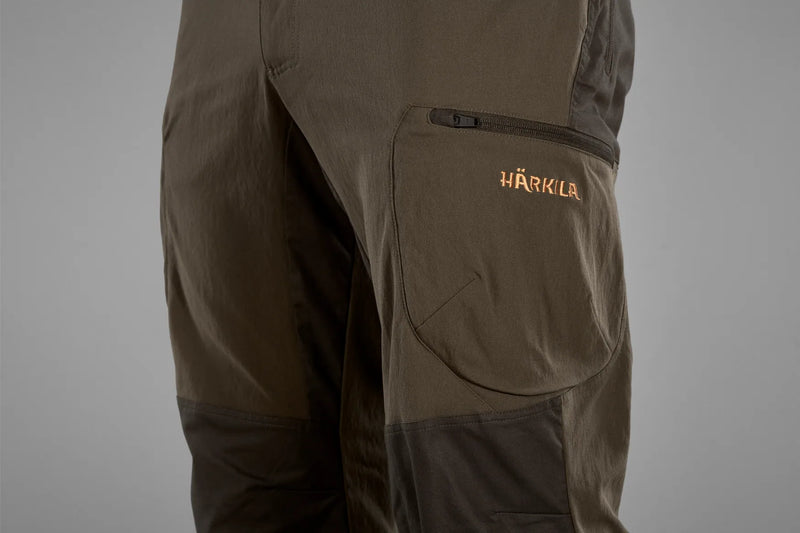 Afbeelding laden in Galerijviewer, Härkila Ragnar Trousers, willow green/shadow grey
