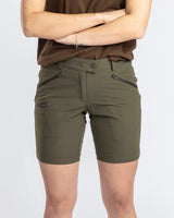 Pinewood Abisko Light Stretch Shorts W, moss green