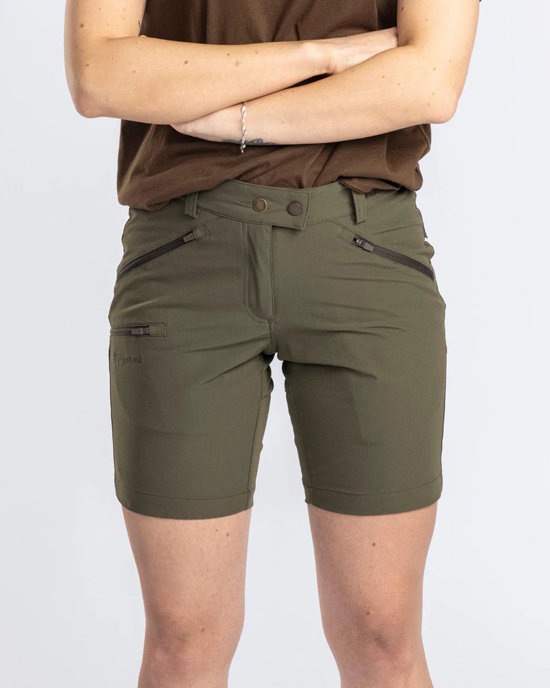 Afbeelding laden in Galerijviewer, Pinewood Abisko Light Stretch Shorts W, moss green
