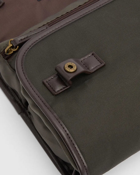 Barbour Wax Hanging Washbag, olive