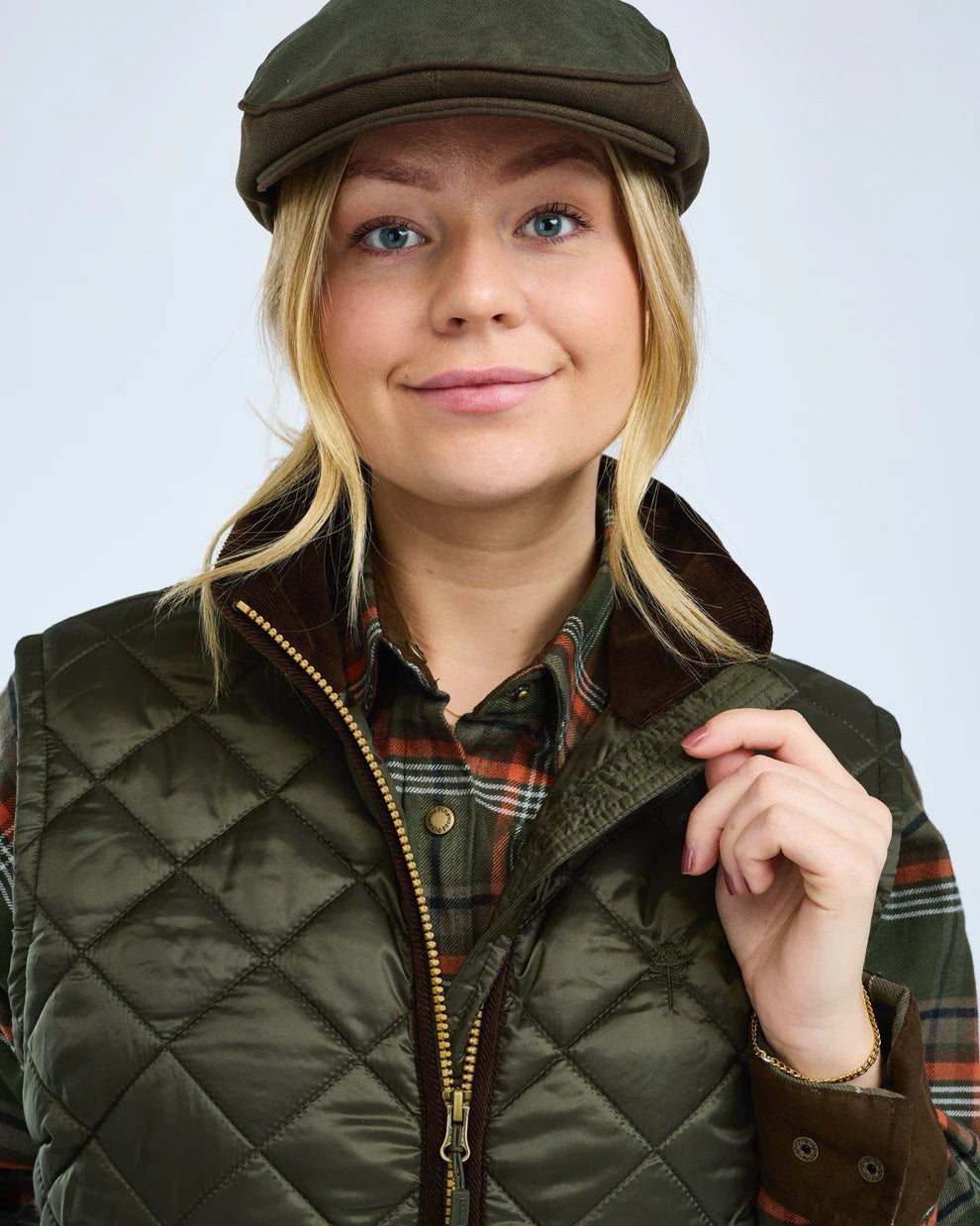 Pinewood Nydala Classic Vest Women, moss green