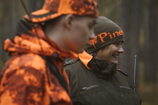 Laden Sie das Bild in Galerie -Viewer, Pinewood Melange Muts - Groen/oranje - Het Brabants Jachthuis
