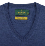 Laksen Sussex, merino herentrui met V-hals, corn blue