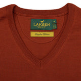Laksen Sussex, merino herentrui met V-hals, burnt orange