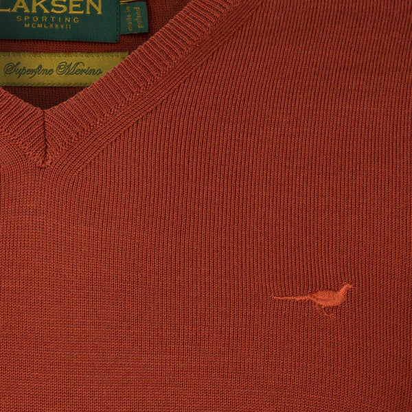 Afbeelding laden in Galerijviewer, Laksen Sussex, merino herentrui met V-hals, burnt orange
