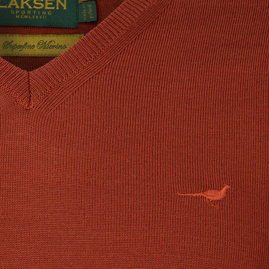 Laksen Sussex, merino herentrui met V-hals, burnt orange