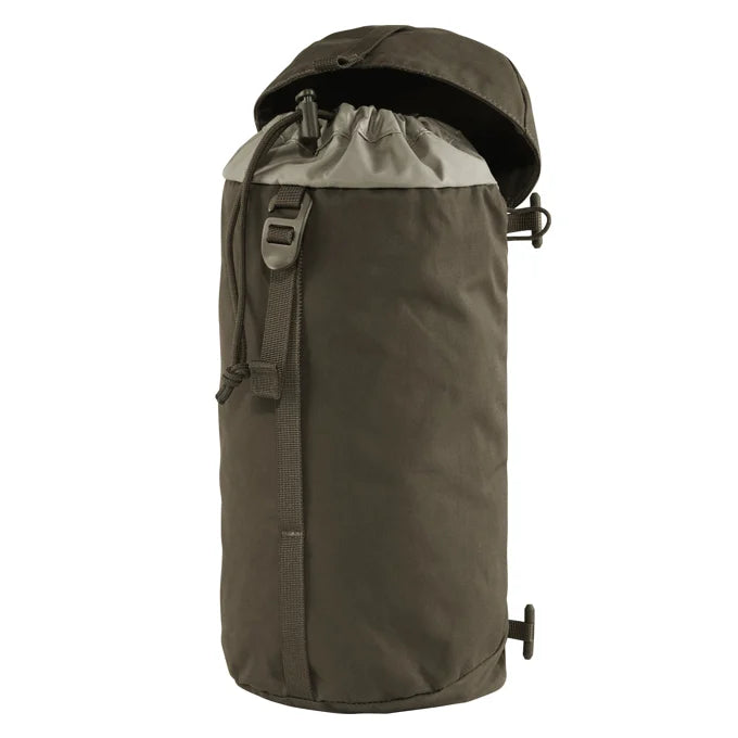 Load image into Gallery viewer, Fjällräven Singi Side Pocket, dark olive
