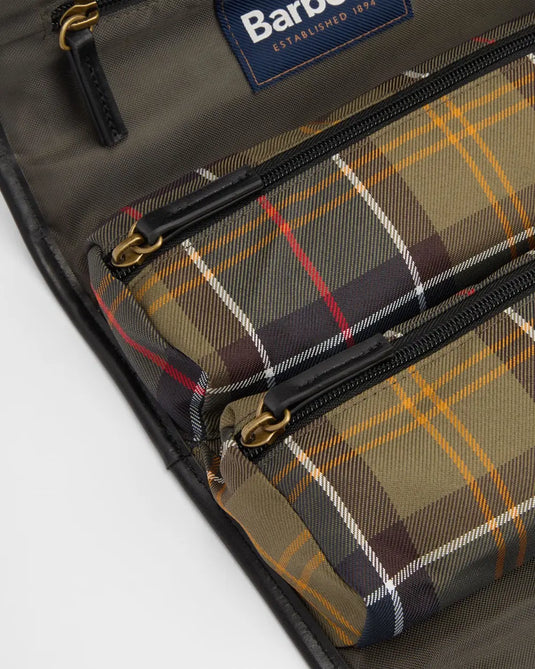 Barbour Tartan Hanging Washbag, classic