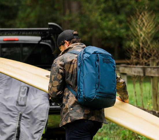 Afbeelding laden in Galerijviewer, Yeti Crossroads Backpack 27 Liter, olive
