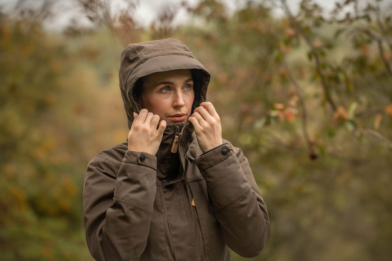 Laden Sie das Bild in Galerie -Viewer, Rovince Ergoline Jacket Women - Het Brabants Jachthuis
