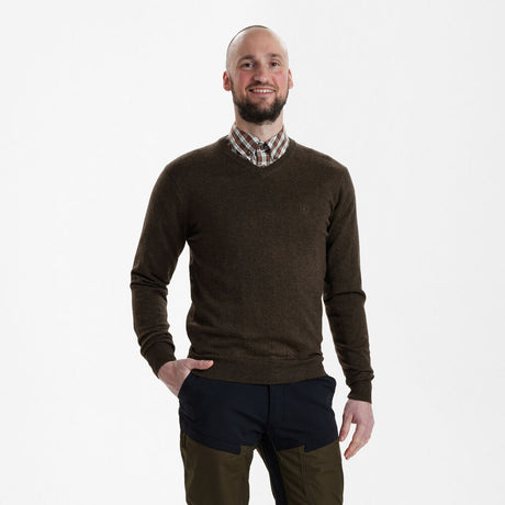 Deerhunter Kingston met V-hals donkerbruin - Het Brabants Jachthuis