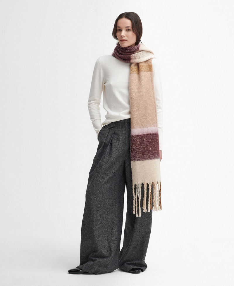 Laden Sie das Bild in Galerie -Viewer, Barbour Isla Tartan Boucle Scarf, muted cabernet
