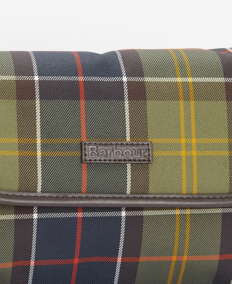 Load image into Gallery viewer, Barbour Tartan Hanging Washbag
