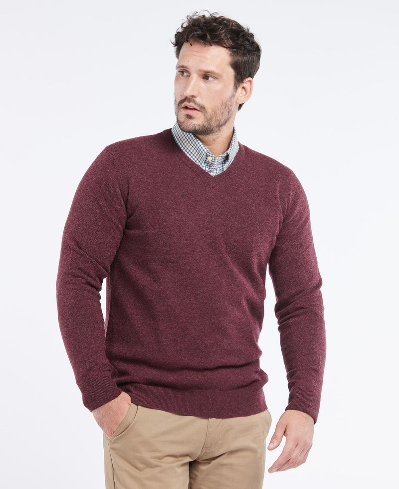 Afbeelding laden in Galerijviewer, Barbour Essential Lambswool V-Neck, merlot
