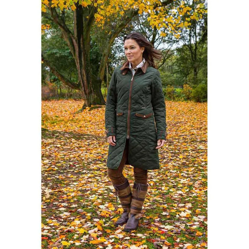 Laden Sie das Bild in Galerie -Viewer, Baleno Audrey, quilted jacket dark green
