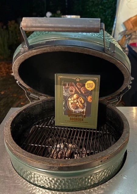 Het Ultieme Whisky- en BBQ-boek; de lekkerste barbecue-gerechten met en bij whisky