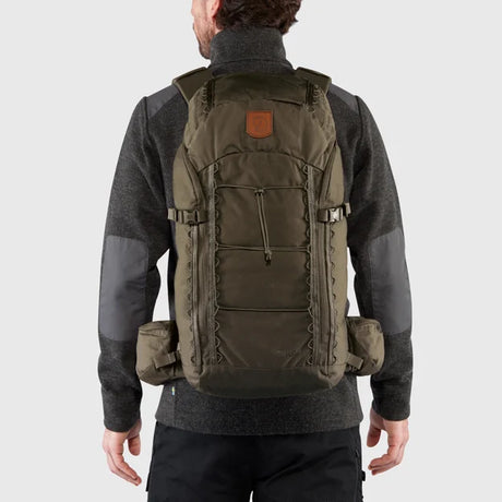 Fjällräven Singi 28, dark olive