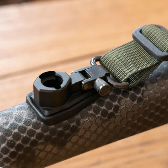Spartan Javelin Lite Bipod® met klassieke geweeradapter