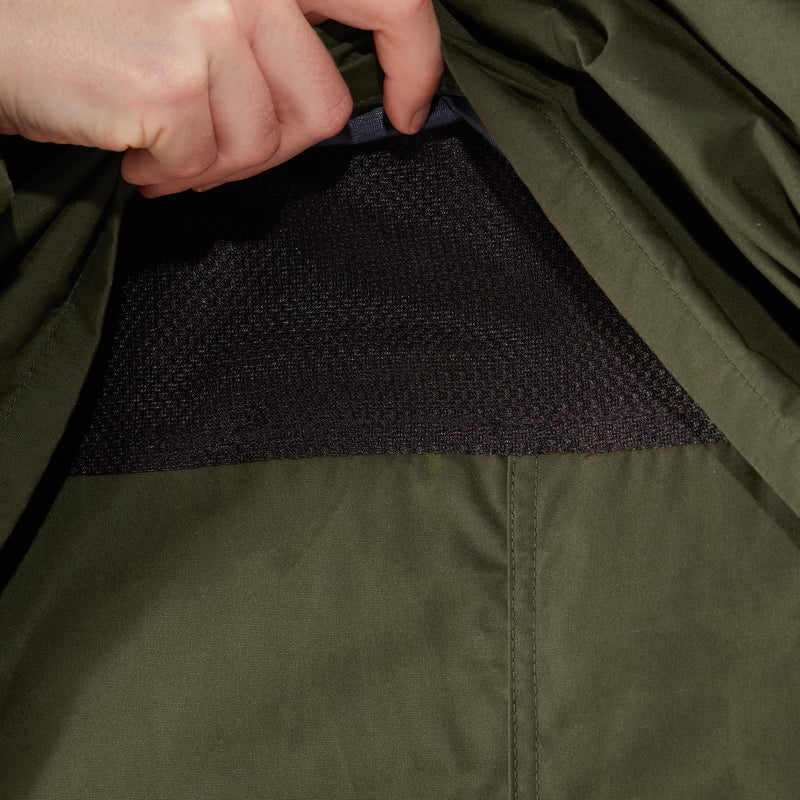 Afbeelding laden in Galerijviewer, Fjällräven Karla Hydratic Jacket W, deep forest
