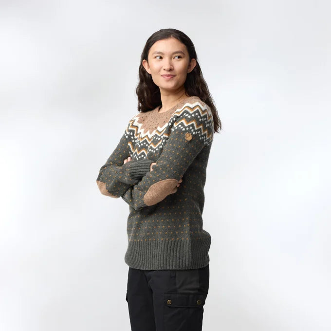 Load image into Gallery viewer, Fjällräven Övik Knit Sweater, deep forest
