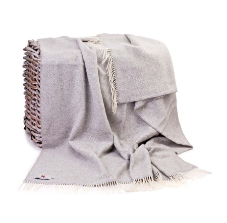 John Hanly Merino/Cashmere Throw Pale Grey Herringbone - Het Brabants Jachthuis